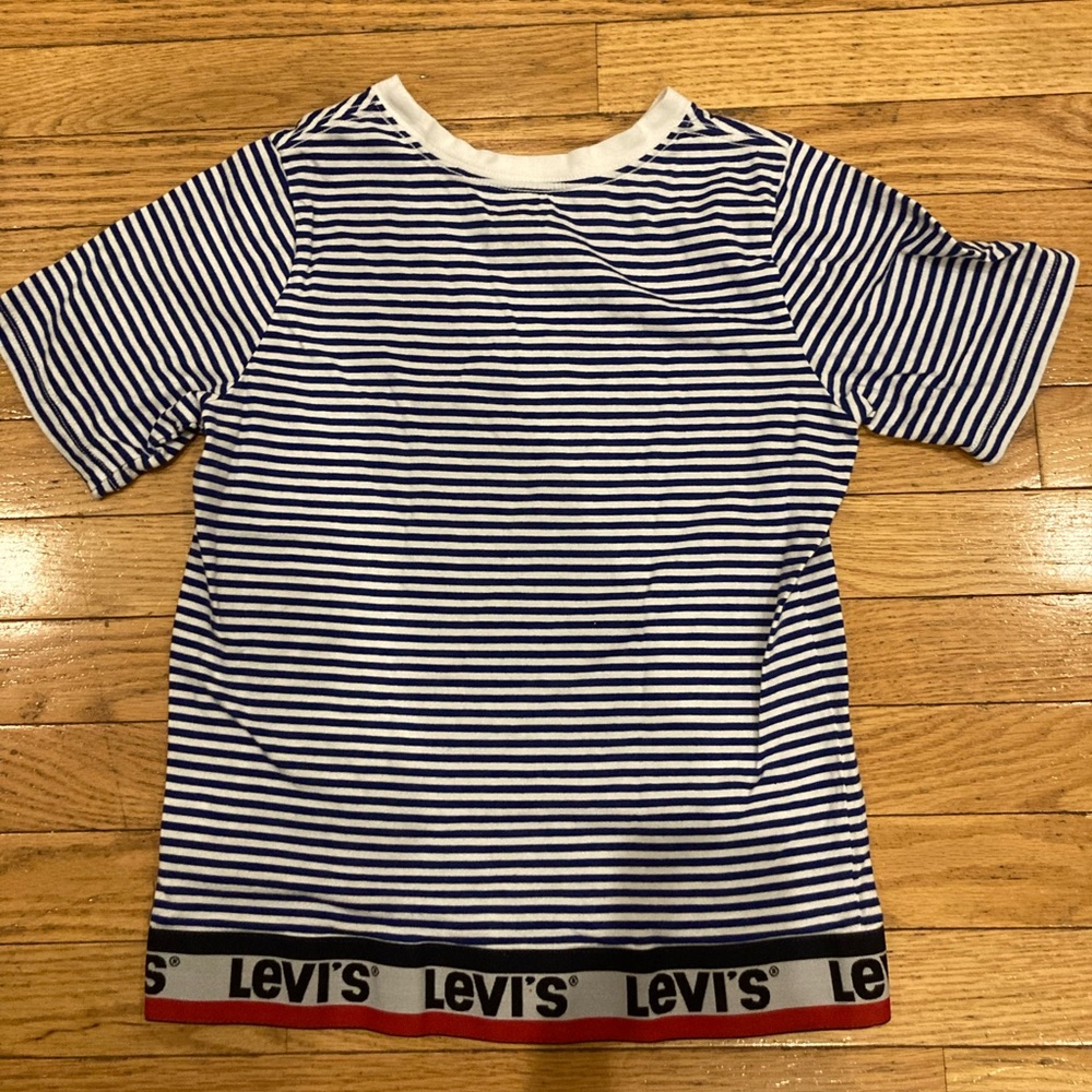 Levi’s medium blue and white striped tee